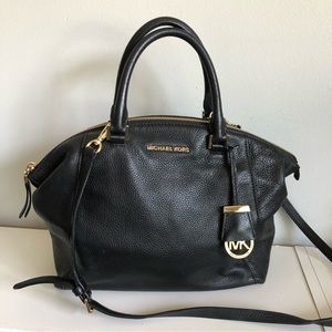 🖤Michael Kors Riley black Leather Handbag👜